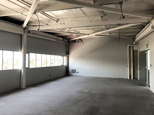 Arriendo Nuevo Bodegas De 236,87 M2 Galpón + 83,12 M2 Oficin