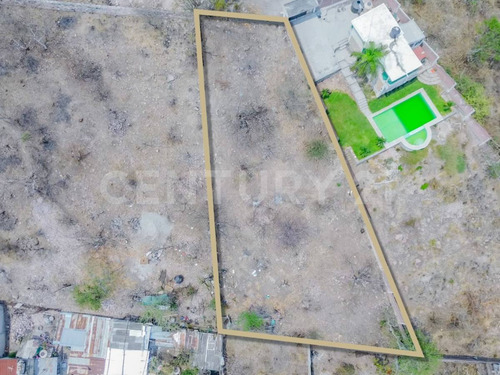 Terreno De 853m2 En Col. La Cruz Xochitepec Morelos $420,000