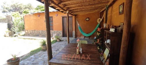 Imagen 10 de 17 de Re/max 2mil Vende Casa En La Vía Principal De Pedregales-juan Griego