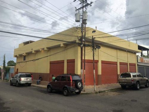 Imagen 1 de 6 de C21 Inmoservi Vende Local Comercial, En Paseo Orinoco, Ciudad Bolívar 