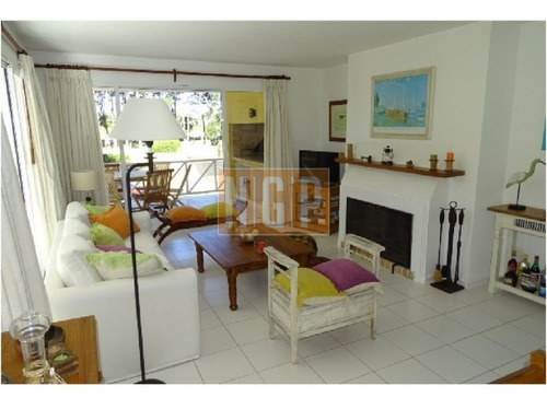 Lindisimo Entorno ,nuevo ,con Servicios ,lindisima Zona -ref:17264