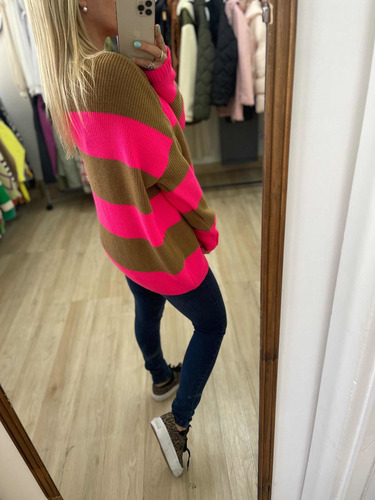 Imagen 2 de 8 de Sweater Rayado Rayas Mujer The Big Shop