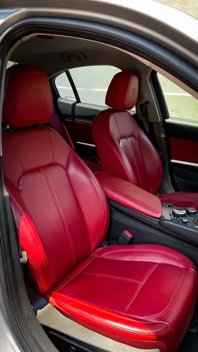 Alfa Romeo Giulia 2.0 Ti At