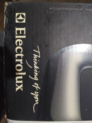 Imagen 3 de 7 de Aspiradora Portátil Para Carro Electrolux De 12 Voltios
