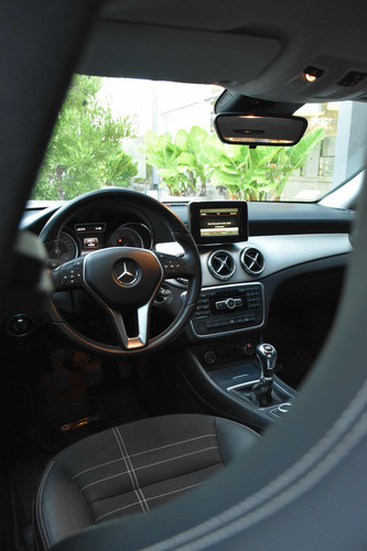 Mercedes-Benz Clase CLA 1.6 Cla200 Coupe Urban 156cv Mt