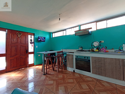 Se Vende Casa 4d/2b De 125/138 M2, Comuna El Bosque