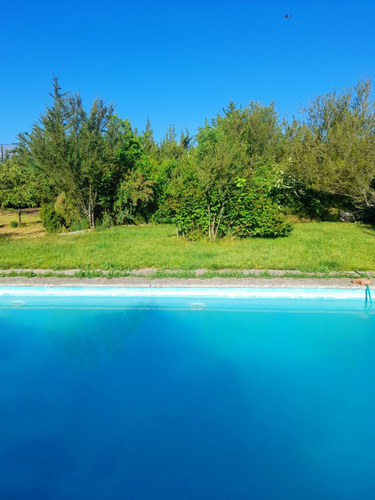 Precio Rebajado Parcela Con Gran Casa, Piscina Y Quinch