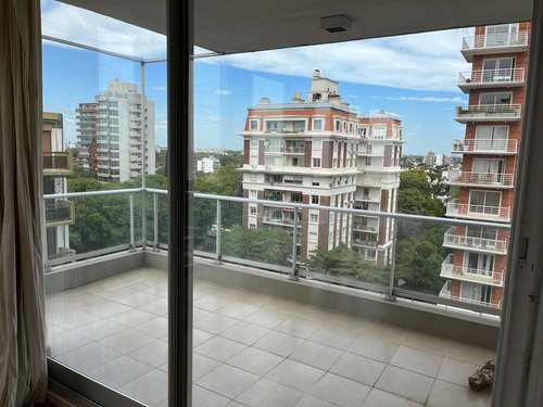 Departamento En Venta En La Lucila, 3dormitorios, 2cocheras, Pileta