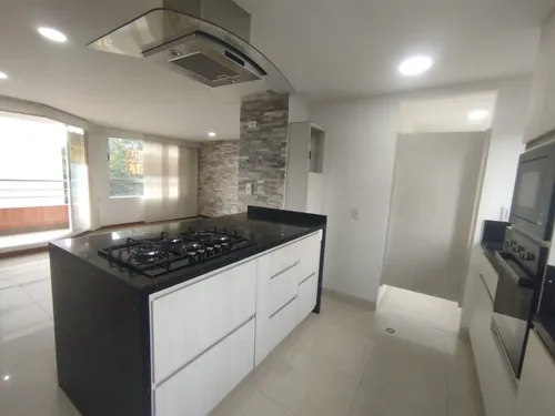 Arriendo Aparta Suite En El Tesoro
