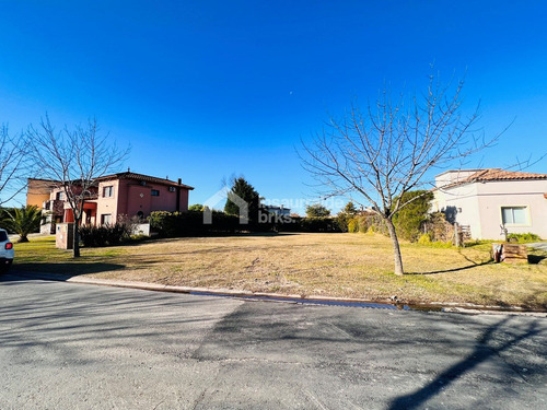 Vendo Lote Interno En Barrio San Isidro Labrador!! Orientacion Este, Escriturado!