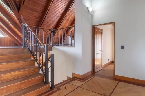 Casa En Arriendo/venta En Provenza. Cod V14810