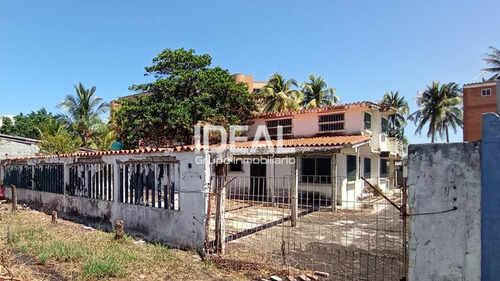 Ideal Vende Terreno Con Casa De 793 M2 En Plena Carretera Nacional Moron Coro Sector Bomba H Excelente Oportunidad De Inversion 