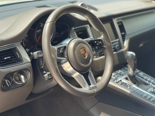 Porsche Macan 3.6 Turbo At
