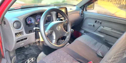 Nissan D22 Np300 2.4 4x2 Estaca 2013
