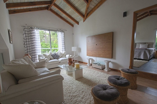 Casa En Alquiler Por Temporada De 5 Dormitorios En Playa Brava