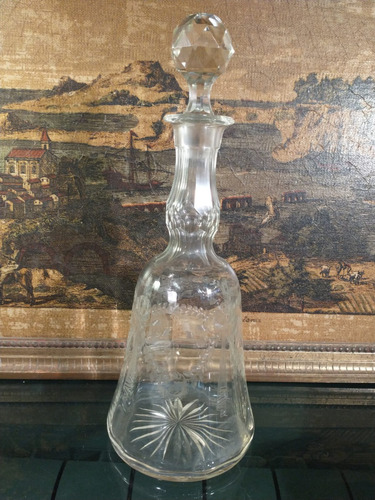 Antiguo Botellón Licorera De Vidrio Labrado