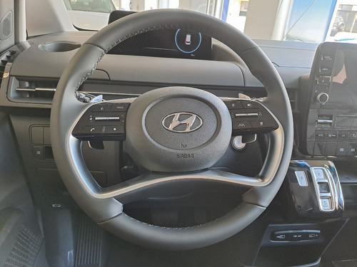 Hyundai Staria 4WD Ultimate