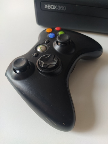 Xbox 360 Slim + 2 Juegos Originales + Joystick + Fuente 220v