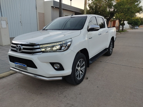 Toyota Hilux 2.8 Cd Srx 177cv 4x4 At