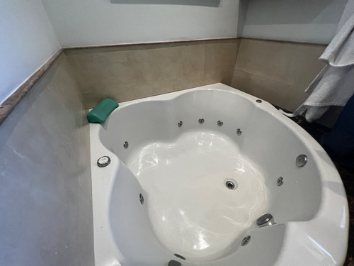 Venta Casa Chalet Adrogué Pileta Parque Permuta Apto Crédito