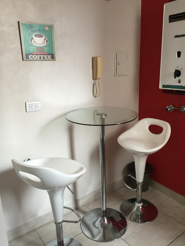Departamento De Dos Ambientes, Alquiler Temporal, Recoleta