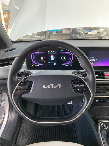 Kia K3 Cross 1.6 Gt Line At