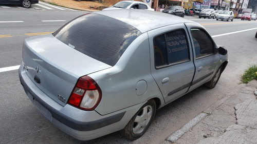Sucata Renault Clio Pri 1.6 16v 2005 (somente Peças)