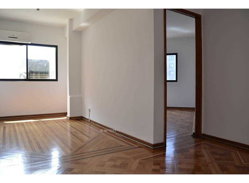 Imagen 6 de 25 de Metro Bellas Artes / Patente Comercial