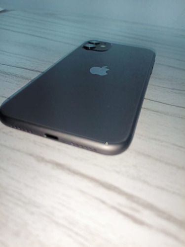 Apple iPhone 11 (Usado)