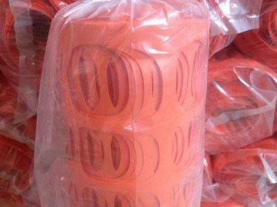 Imagen 4 de 8 de Malla Plastica De Seguridad 1mt. X 50 Mts. - 100*26- 60 Gr.