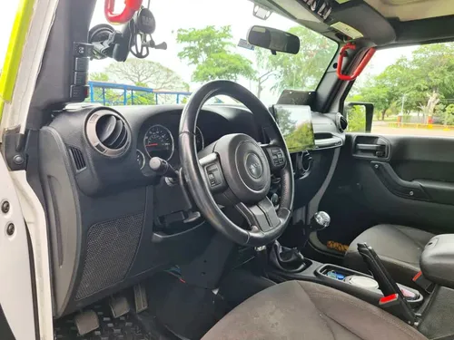 Jeep Wrangler Rubicon 2015