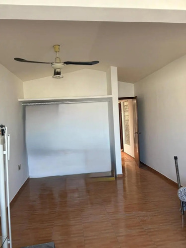 Se Vende Casa De Recuperación Bancaria En Don Diego Romero, Col. Alcaldes, Lagos De Moreno Jalisco. Arf