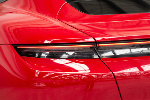 Porsche Taycan 2023