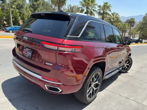 Jeep Grand Cherokee 5.7 V8 Summit 4x4 At