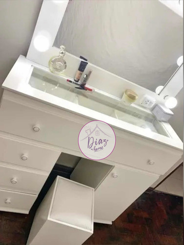 Imagen 2 de 6 de Mueble Maquillador Con Espejo Hollywood Y Luces Incluidas
