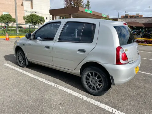 Renault CLIO STYLE 1.2 Night & Day