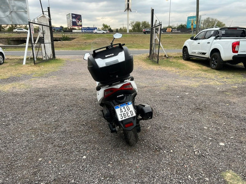 Imagen 16 de 17 de Kymco 250 Xtown