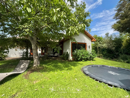 Preciosa Casa Chilena A La Venta Casa 5d Y 4b, Lo Barnechea