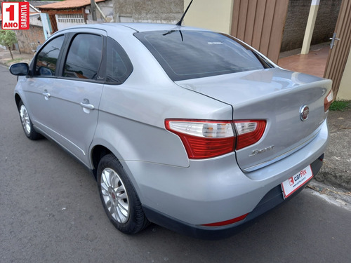 Imagem 3 de 15 de Fiat Grand Siena 1.4 Mpi Attractive 8v Flex 4p Manual