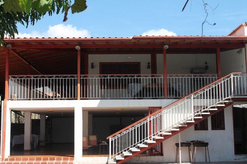 Imagen 2 de 21 de Casa Grande Con Piscina En Venta Sector Pozo Hondo Frente A Macro, Ejido