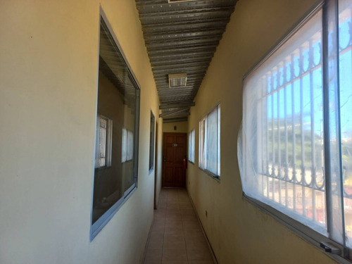 182098 Am* Venta Galpon, Zona Industrial Santa Rosa, Puerto Cabello