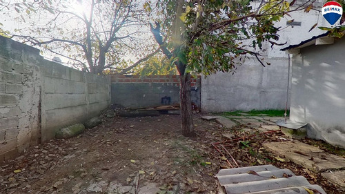 Venta Casa 4 Ambientes Con Parque Ezpeleta