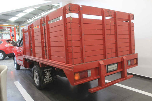 Imagen 6 de 15 de Nissan Estacas Np300 2019 2p L4/2.4 Man D/h P/seg