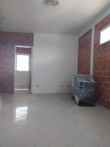 Imagen 10 de 14 de En Venta Galpón Ubicado En La Macarena Sur Los Teques 270