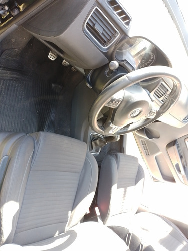 Volkswagen Suran Highline mod 2012