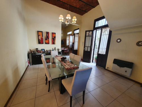 Casa Lote Propio Con Cochera Y Patio