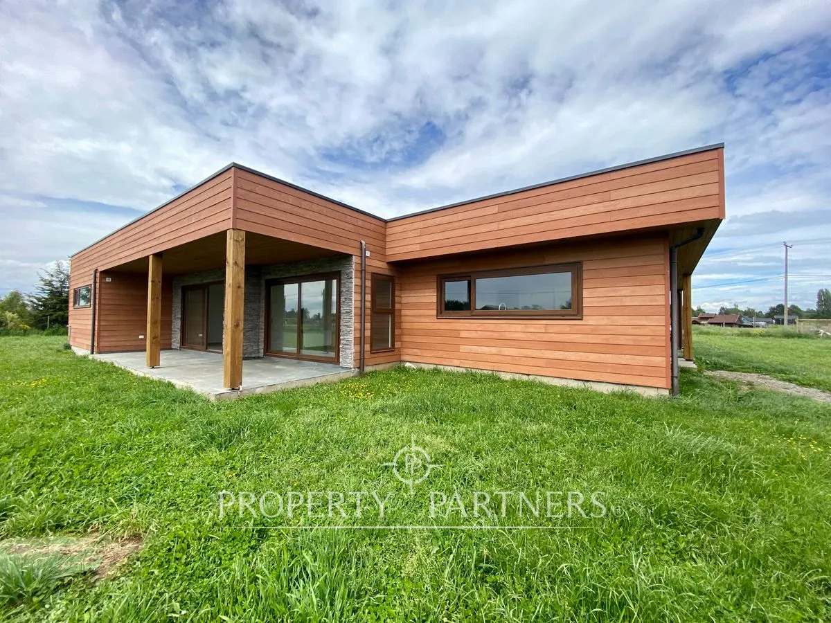 Hermosa Casa En Parcela