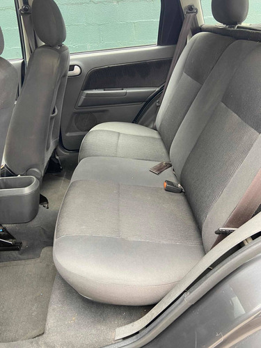 Imagen 11 de 12 de Ford Ecosport 2.0 4x2 Mt 2006