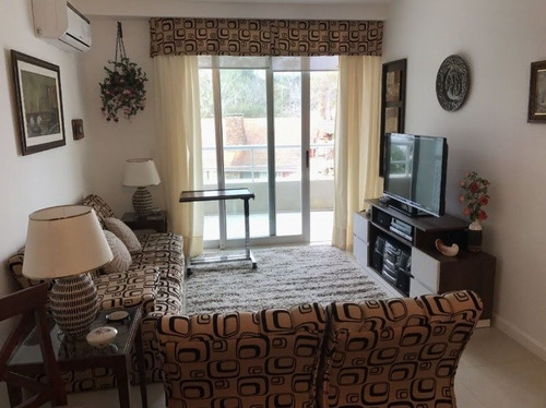 Venta De Apartamento 3 Dormitorios En Playa Mansa