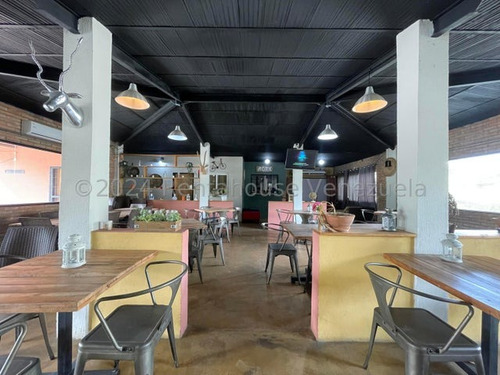 Gran Fondo De Comercio En Venta Ubicado En El Circulo Militar Las Delicias Db 24-28841